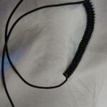Kabel za povezavo med čeladama